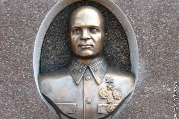 Улица Генерала Лизюкова. Память о командарме на карте города